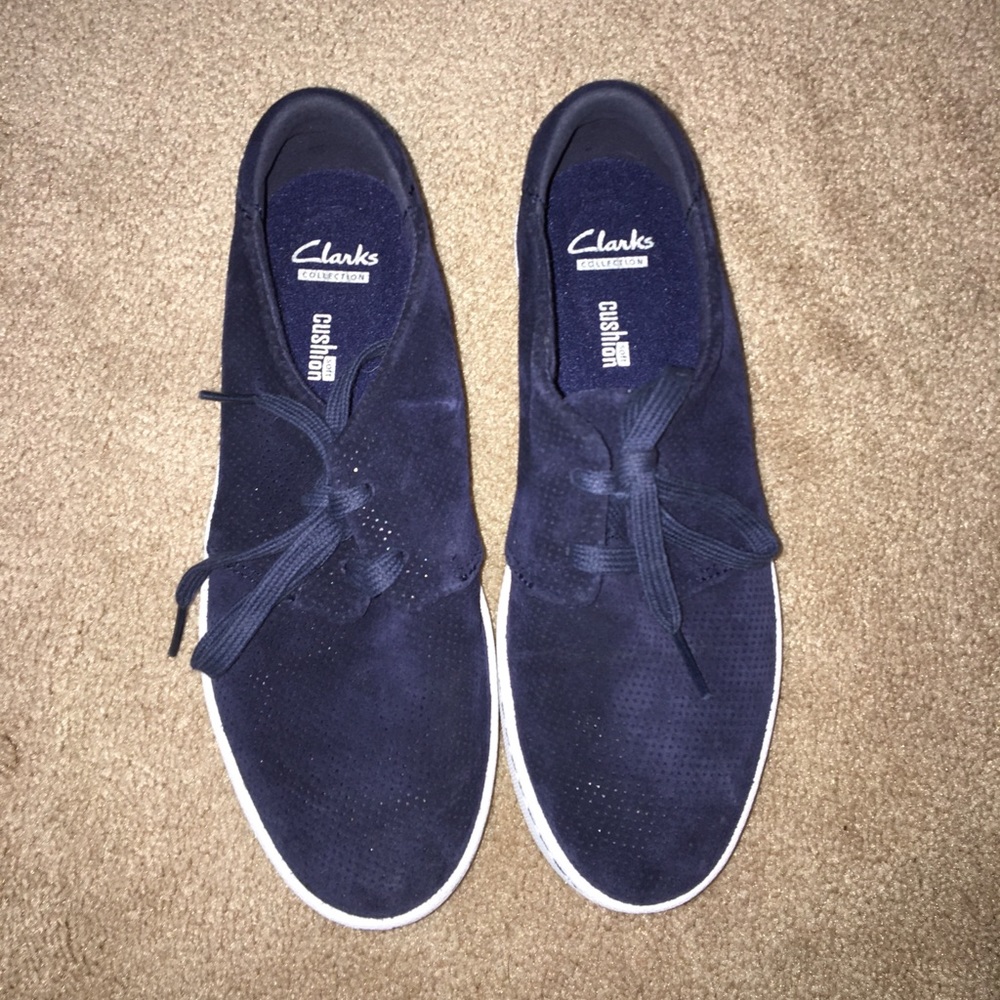 Low Top Sneakers